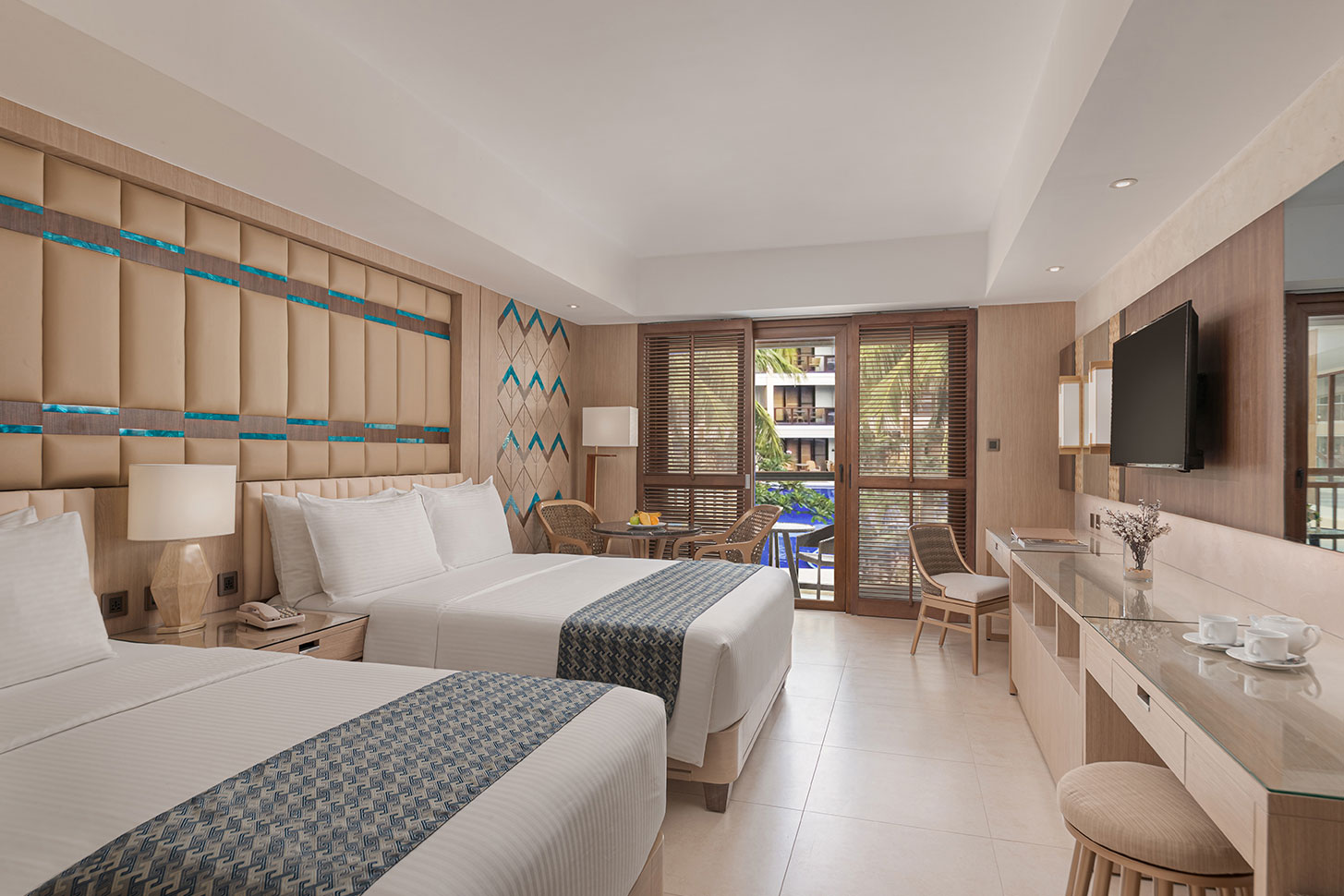 Deluxe with Direct Pool Access